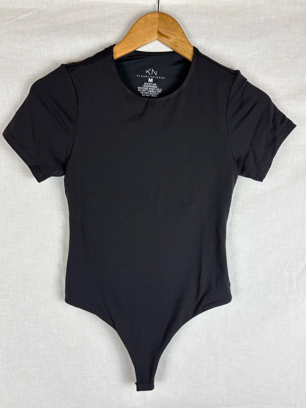 Klassy Network Short Sleeve Black Bodysuit Size M